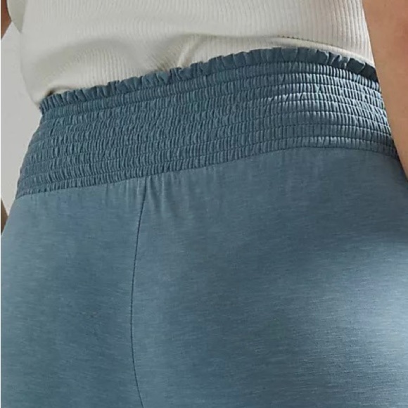 ANTHROPOLOGIE Blue Ruched Joggers Smocked Waist Pants Workout Petite Size LP NWT - Picture 10 of 10